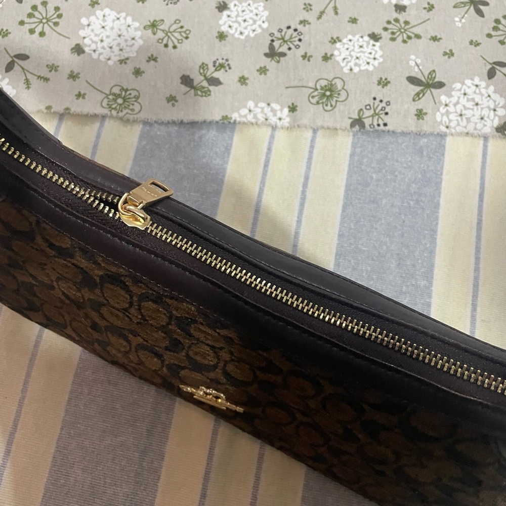 Coach Brown and Dark Brown Signature Jacquard Shoulder Bag with Gold Hardware - Picture 7 of 10